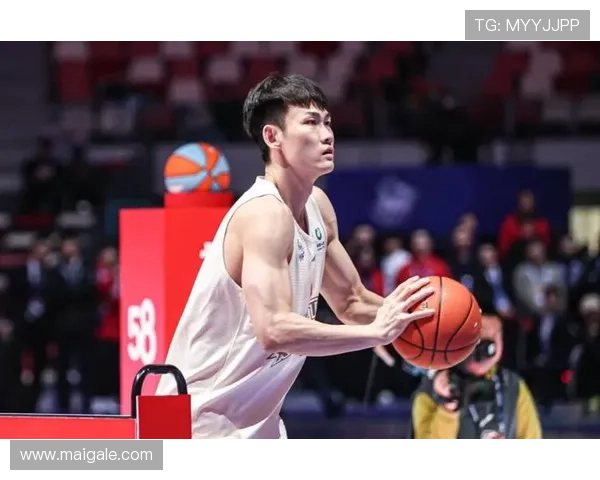 围绕广东队夺冠功臣排名争议但王睿泽当之无愧的深入探讨全景解读 围绕广东队夺冠功臣排名争议但王睿泽当之无愧的深入探讨全景解读