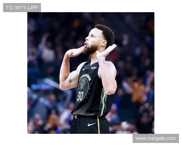 理查兹半场表现抢眼5中3斩获7分助攻1次正负值高达16分